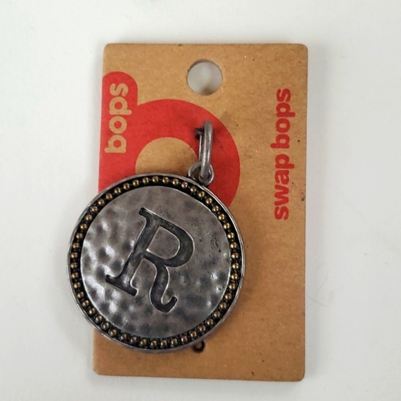 Boutique Swap Bops Adornment Charm Large Circle R Any Necklace or Bracelet - Picture 1 of 5